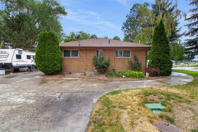 1968 Falls Ave E, Twin Falls, ID 83301