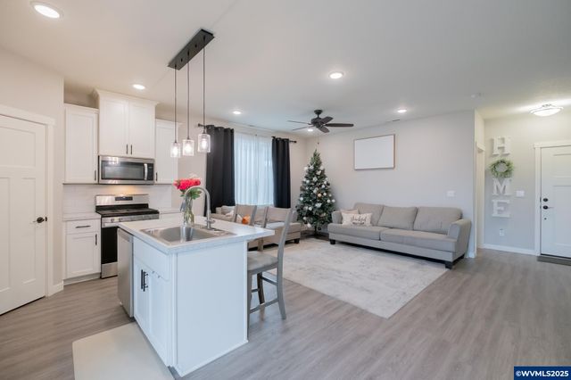 4959 Constellation Av NE, Salem, OR 97305