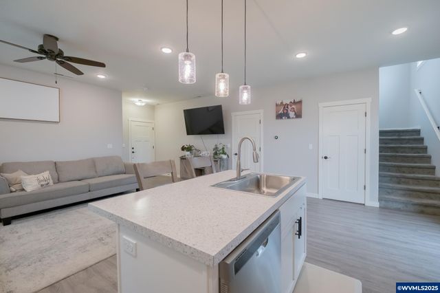 4959 Constellation Av NE, Salem, OR 97305