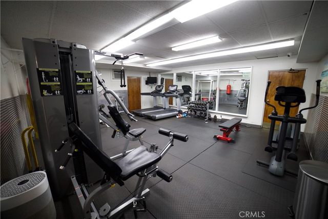 6050 Canterbury Drive F108, Culver City, CA 90230