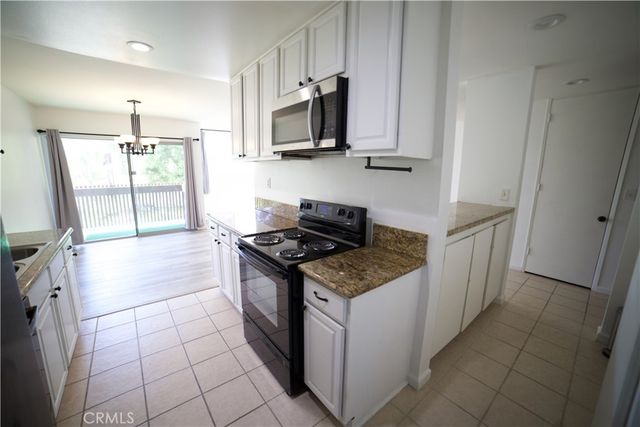 6050 Canterbury Drive F108, Culver City, CA 90230