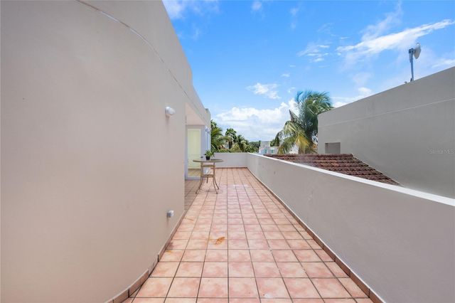 87 VILLAS DE GOLF ESTE, Dorado, PR 00646