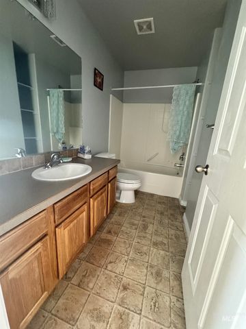 1173 Knoll Ridge Road, Twin Falls, ID 83301