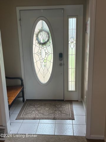 389 Spring House Ln, Louisville, KY 40229