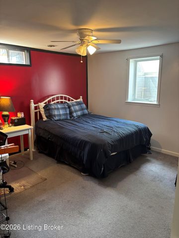 389 Spring House Ln, Louisville, KY 40229