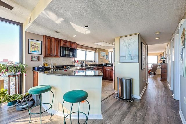 311 69th Ave N Apt 901, Myrtle Beach, SC 29572