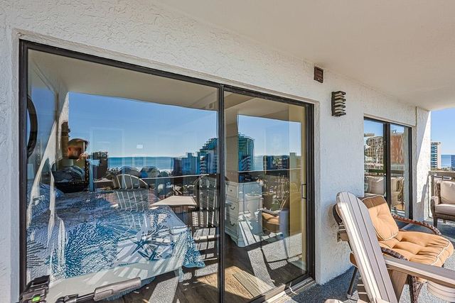 311 69th Ave N Apt 901, Myrtle Beach, SC 29572