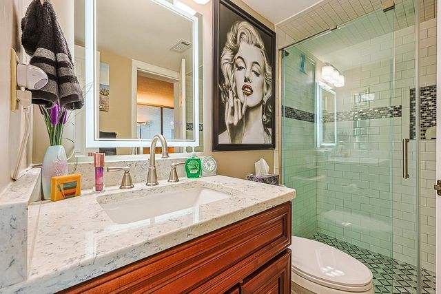 311 69th Ave N Apt 901, Myrtle Beach, SC 29572