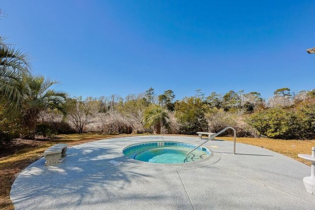 311 69th Ave N Apt 901, Myrtle Beach, SC 29572