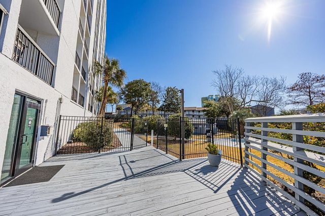 311 69th Ave N Apt 901, Myrtle Beach, SC 29572