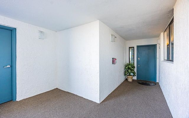 311 69th Ave N Apt 901, Myrtle Beach, SC 29572