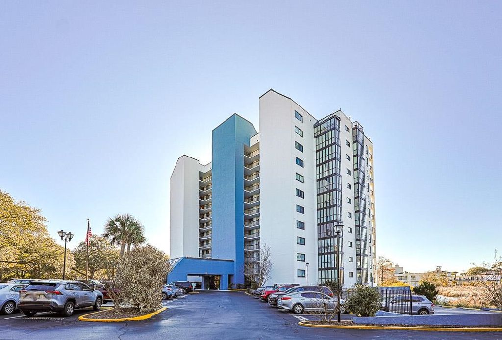 311 69th Ave N Apt 901, Myrtle Beach, SC 29572