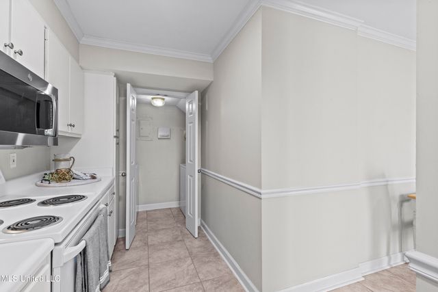 550 Post Road, 205, Ridgeland, MS 39157