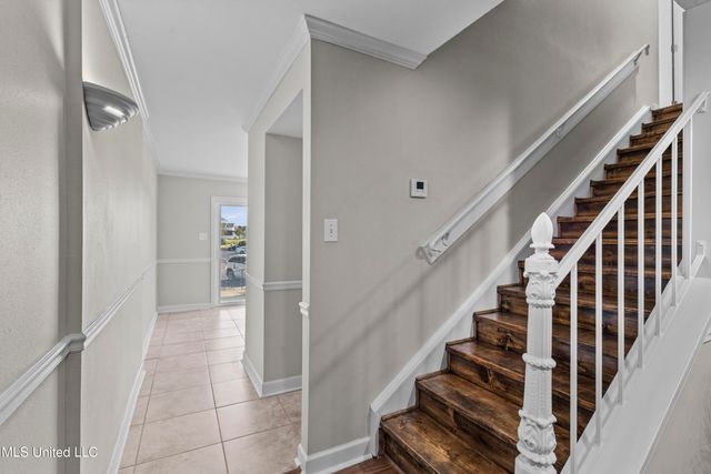 550 Post Road, 205, Ridgeland, MS 39157