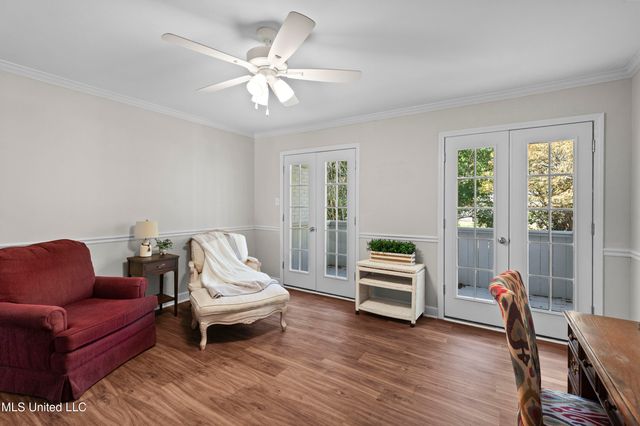 550 Post Road, 205, Ridgeland, MS 39157