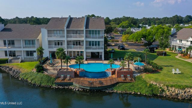 550 Post Road, 205, Ridgeland, MS 39157