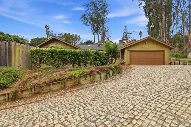 15845 Verde Drive, Salinas, CA 93907