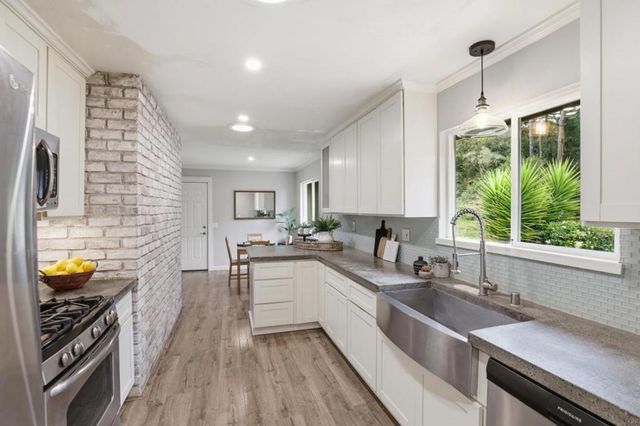 15845 Verde Drive, Salinas, CA 93907