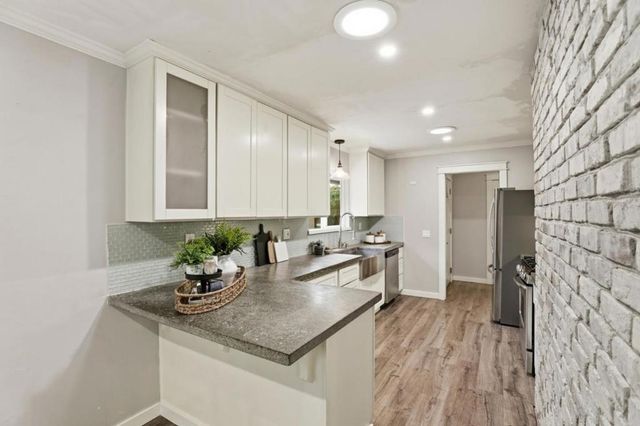 15845 Verde Drive, Salinas, CA 93907