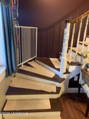 117 Driftway Road, Howell, NJ 07731