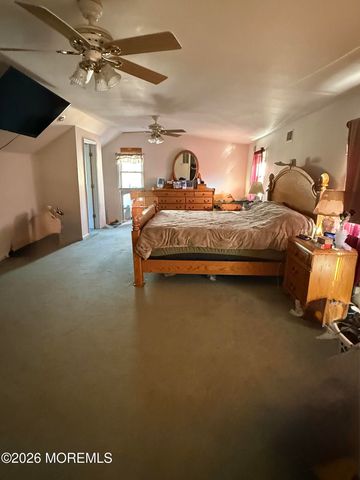 117 Driftway Road, Howell, NJ 07731