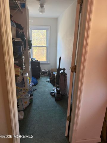 117 Driftway Road, Howell, NJ 07731