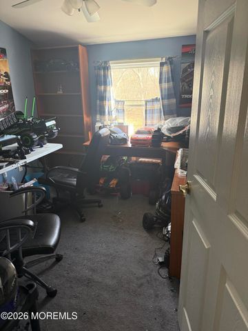 117 Driftway Road, Howell, NJ 07731