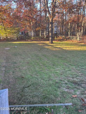 117 Driftway Road, Howell, NJ 07731