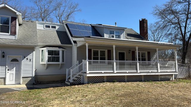 117 Driftway Road, Howell, NJ 07731