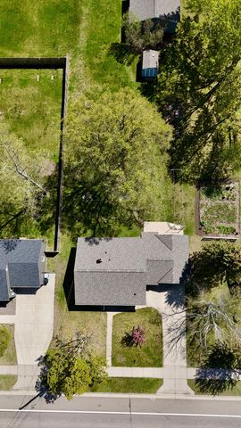 212 E Minnesota Street, Saint Joseph, MN 56374