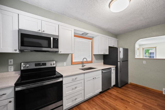 212 E Minnesota Street, Saint Joseph, MN 56374