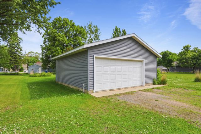 212 E Minnesota Street, Saint Joseph, MN 56374