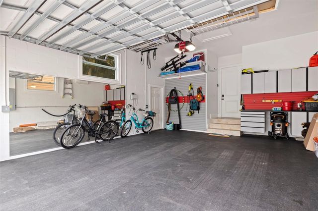 310 8TH AVENUE N, St Petersburg, FL 33701