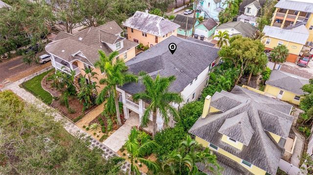 310 8TH AVENUE N, St Petersburg, FL 33701