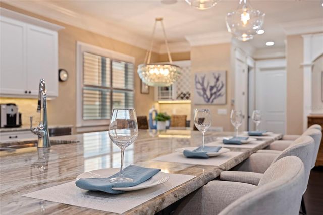 310 8TH AVENUE N, St Petersburg, FL 33701