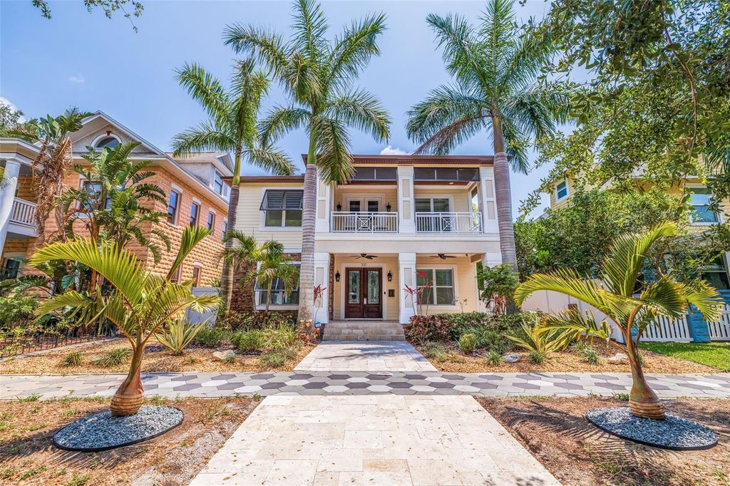 310 8TH AVENUE N, St Petersburg, FL 33701