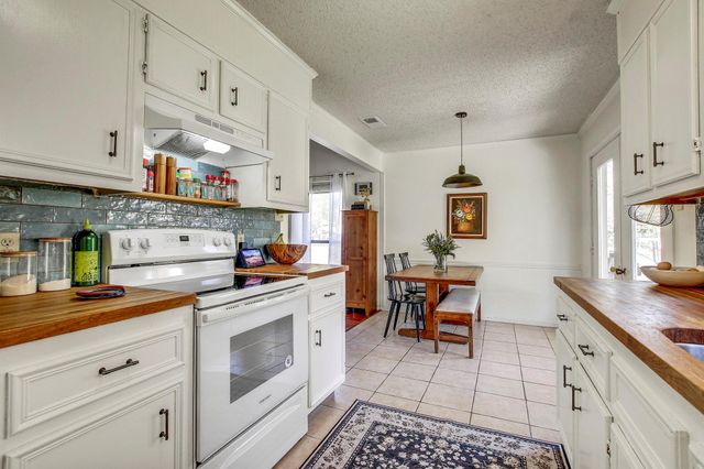 50109 Flintrock DR, Georgetown, TX 78626