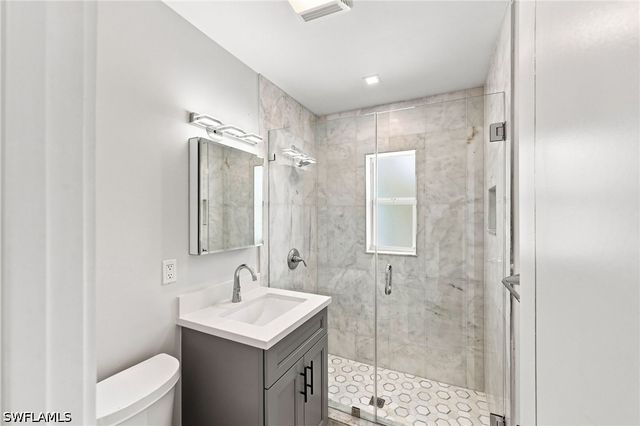 47 River CT, Naples, FL 34110