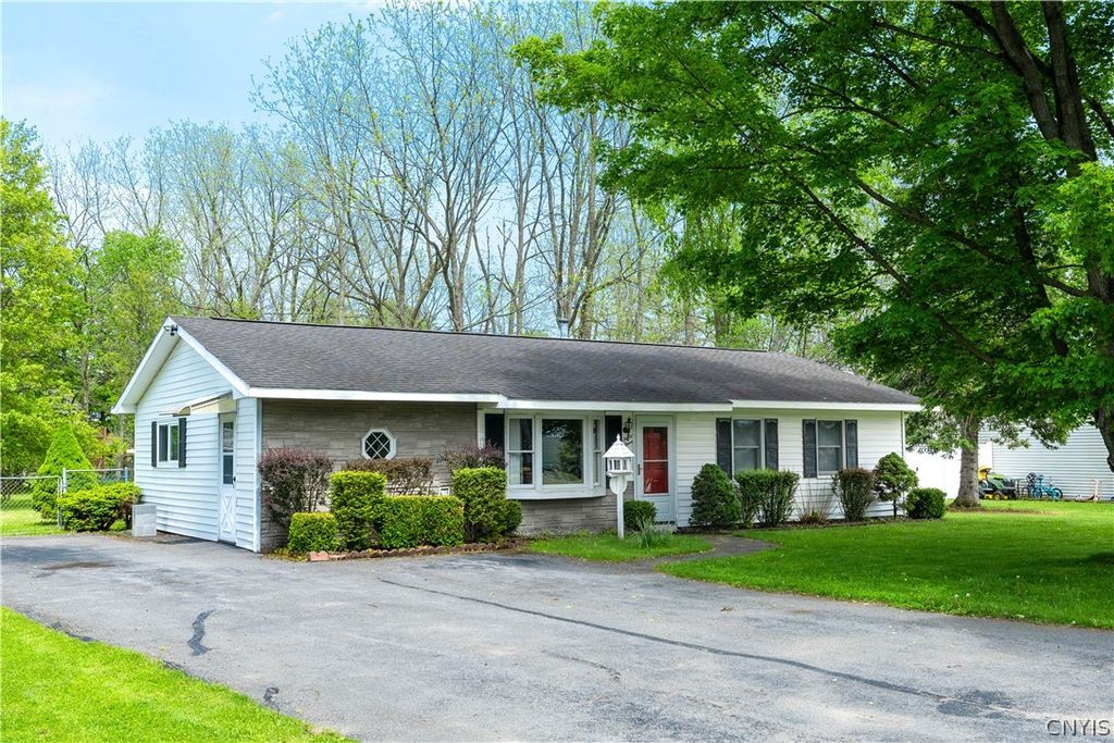 33 Tindall, Westmoreland, NY 13323