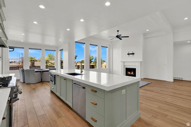 532 S 1450 W, Farmington, UT 84025