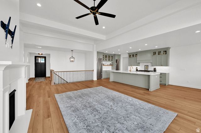 532 S 1450 W, Farmington, UT 84025
