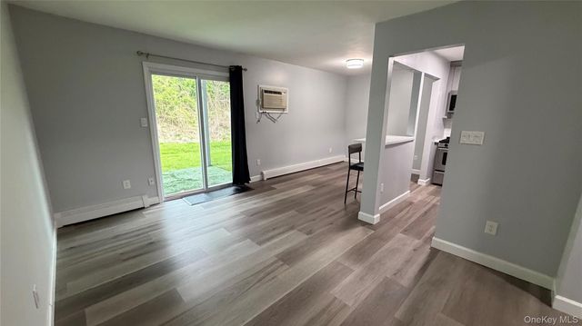 8 Ivy Court C, Fishkill, NY 12524