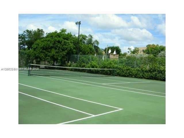 18342 NW 68th Ave D, Hialeah, FL 33015