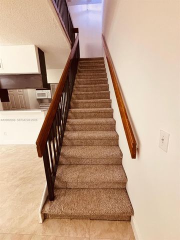 18342 NW 68th Ave D, Hialeah, FL 33015