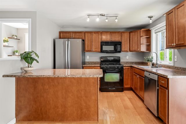44 Church St Unit E, Rochester, NH 03839
