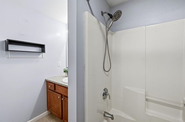 44 Church St Unit E, Rochester, NH 03839