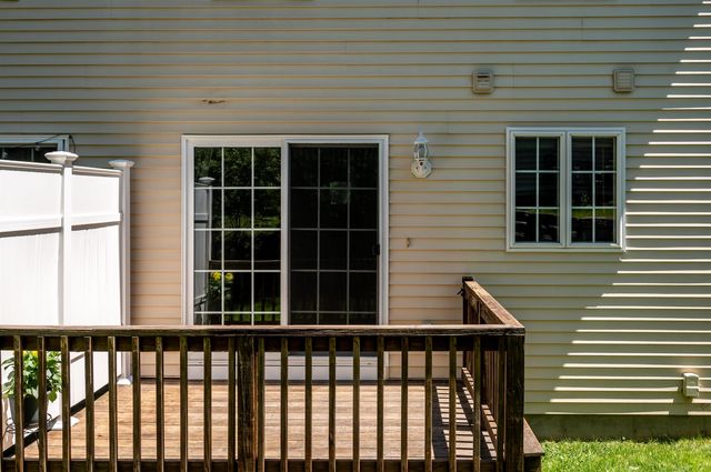 44 Church St Unit E, Rochester, NH 03839