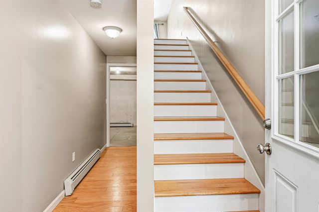 44 Church St Unit E, Rochester, NH 03839