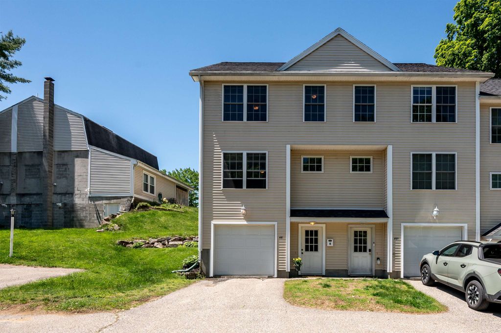 44 Church St Unit E, Rochester, NH 03839