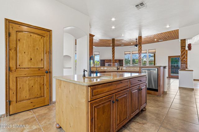 3930 Quail Brush Court, Las Cruces, NM 88011